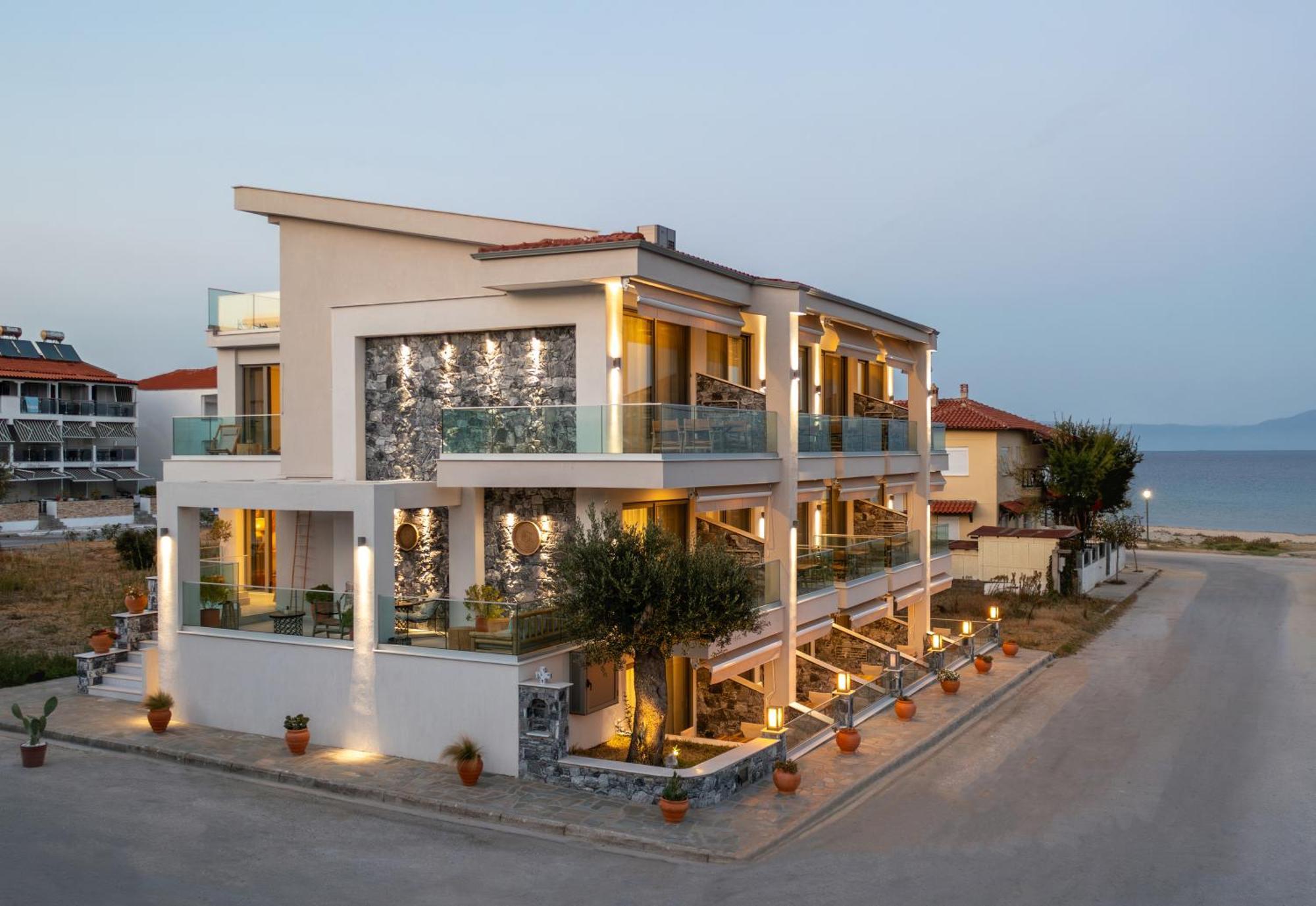 Ikies Apollon Boutique Hotel Sarti Bagian luar foto