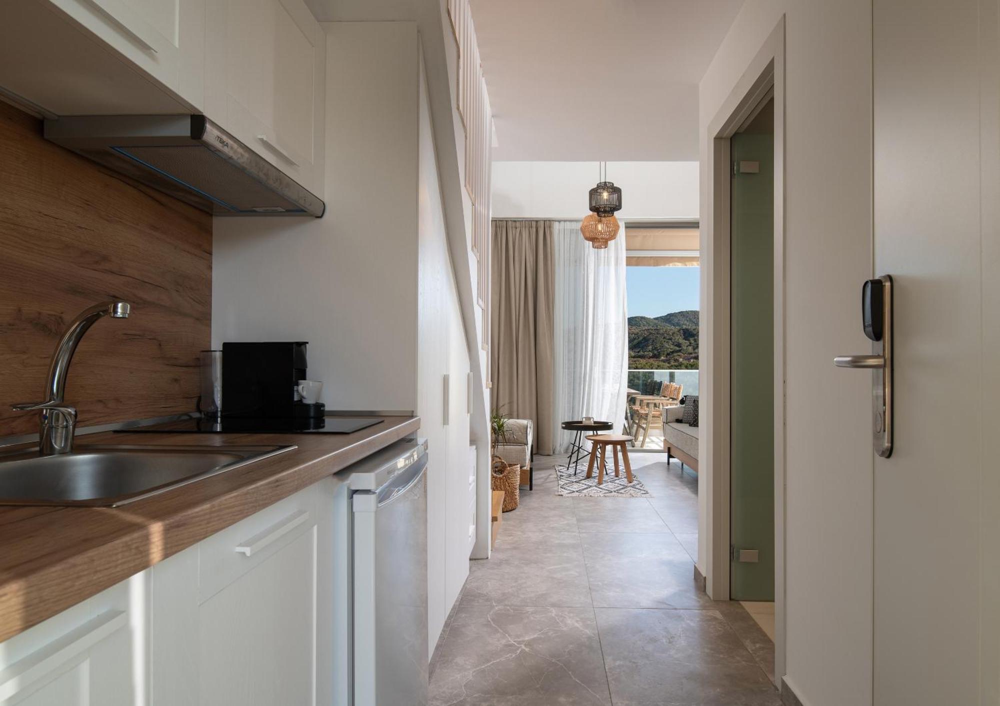 Ikies Apollon Boutique Hotel Sarti Bagian luar foto