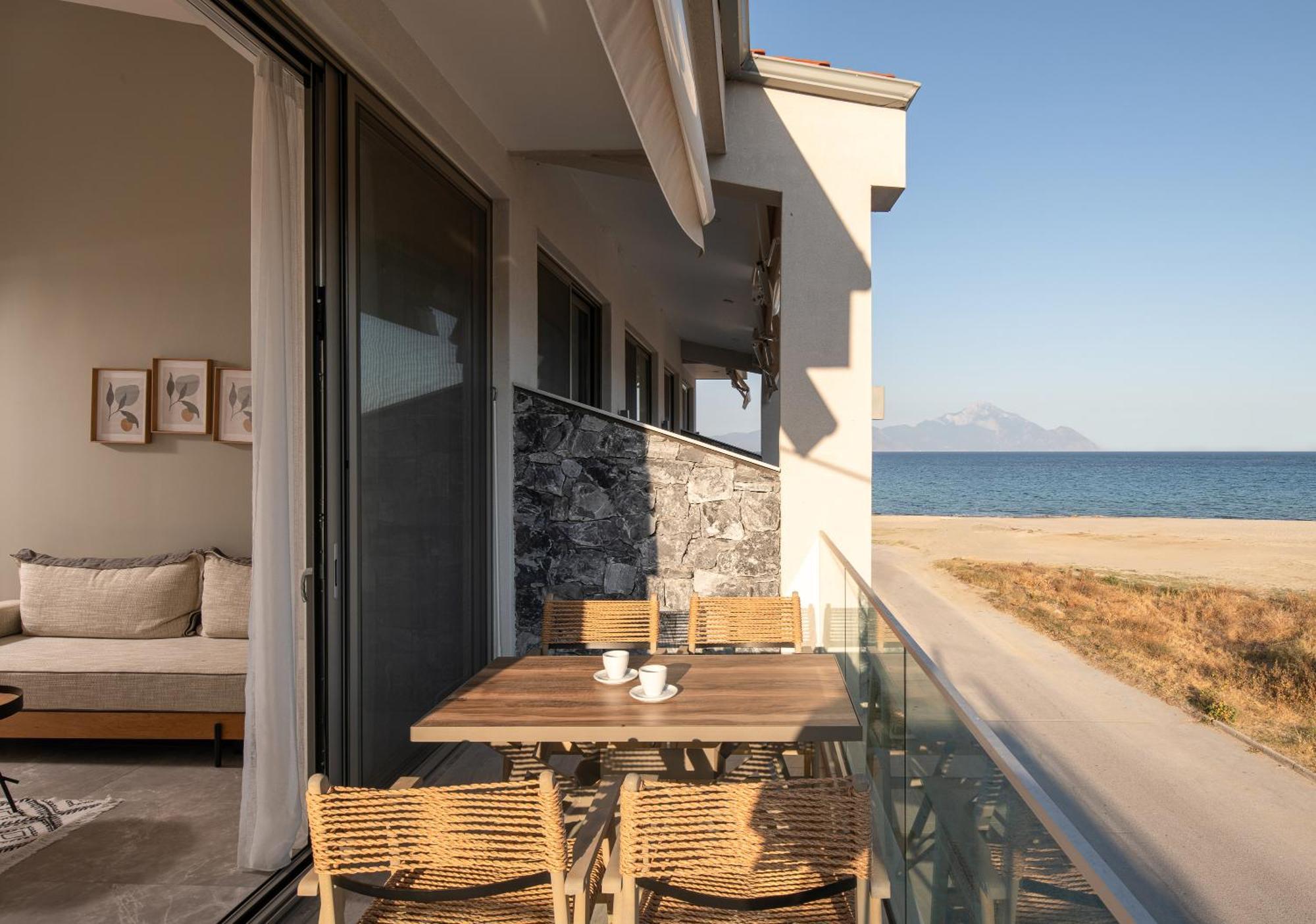 Ikies Apollon Boutique Hotel Sarti Bagian luar foto
